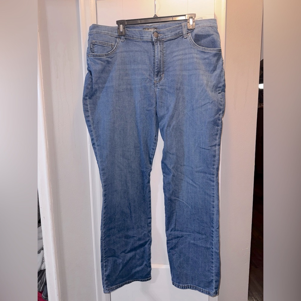 Lee Straight Leg Jeans - 18 Long